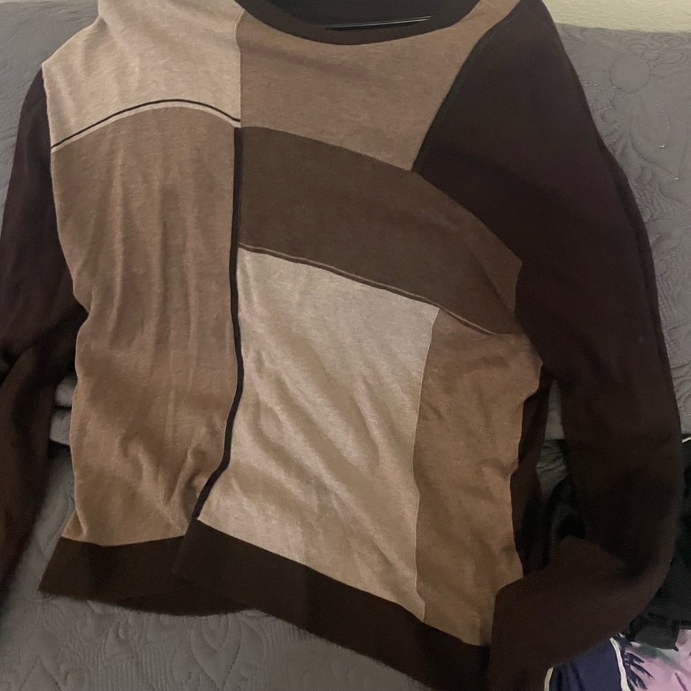 Perry Ellis thin sweater